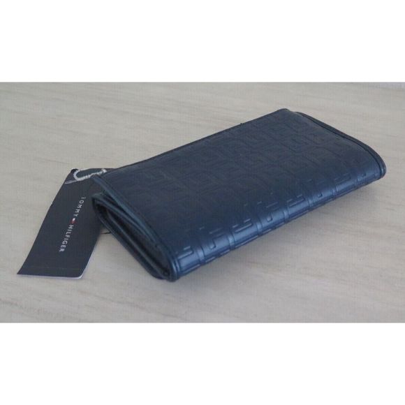 Tommy Hilfiger 69J3021 410 Navy Logo Embossed Tri-Fold Wallet Checkbook $70 - Picture 6 of 10